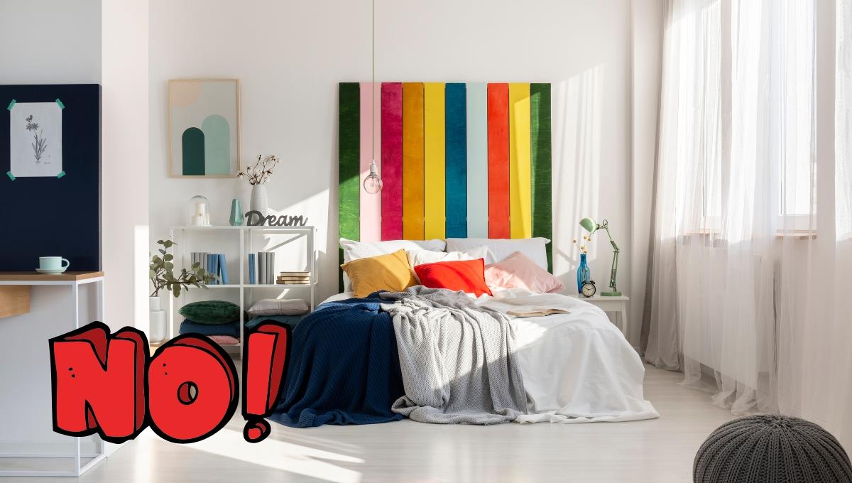 Los ambientes coloridos no van más: la nueva gama que es tendencia en la decoración de un dormitorio