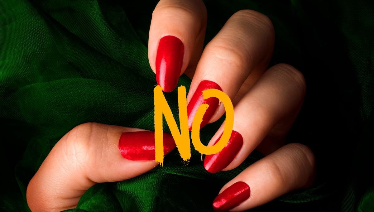 Ni rojo ni negro; 5 diseños de uñas nude para lucir en Navidad